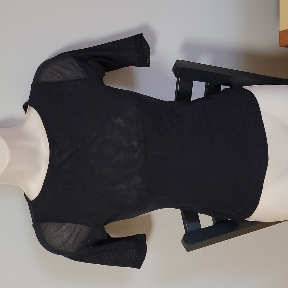 BEBE black top sz small